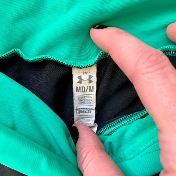 Under Armour Cropped Leggings - Picture 3 of 3